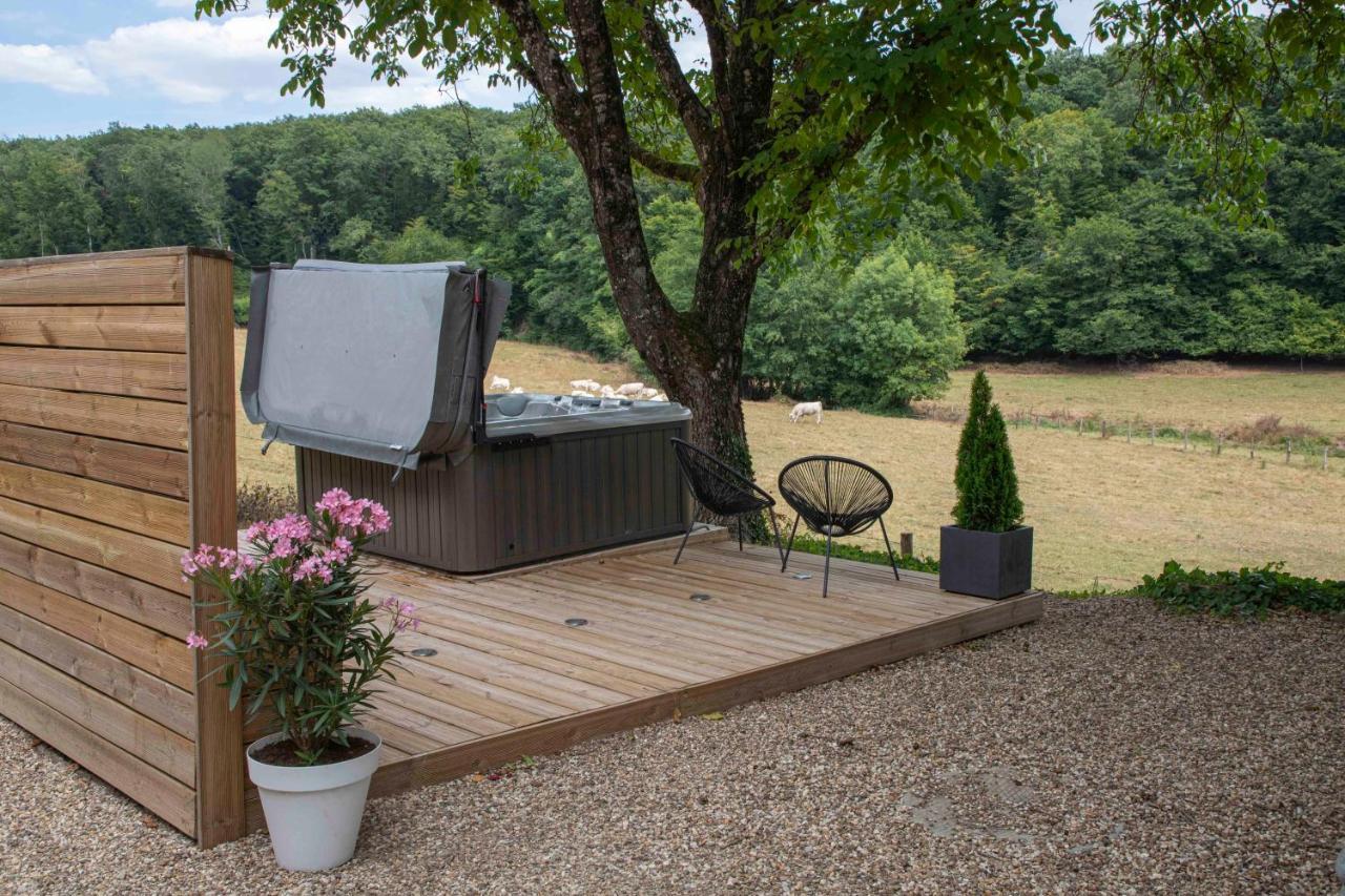 Les Suites De La Domaine Chateau De Fretoy Morlet Exterior photo